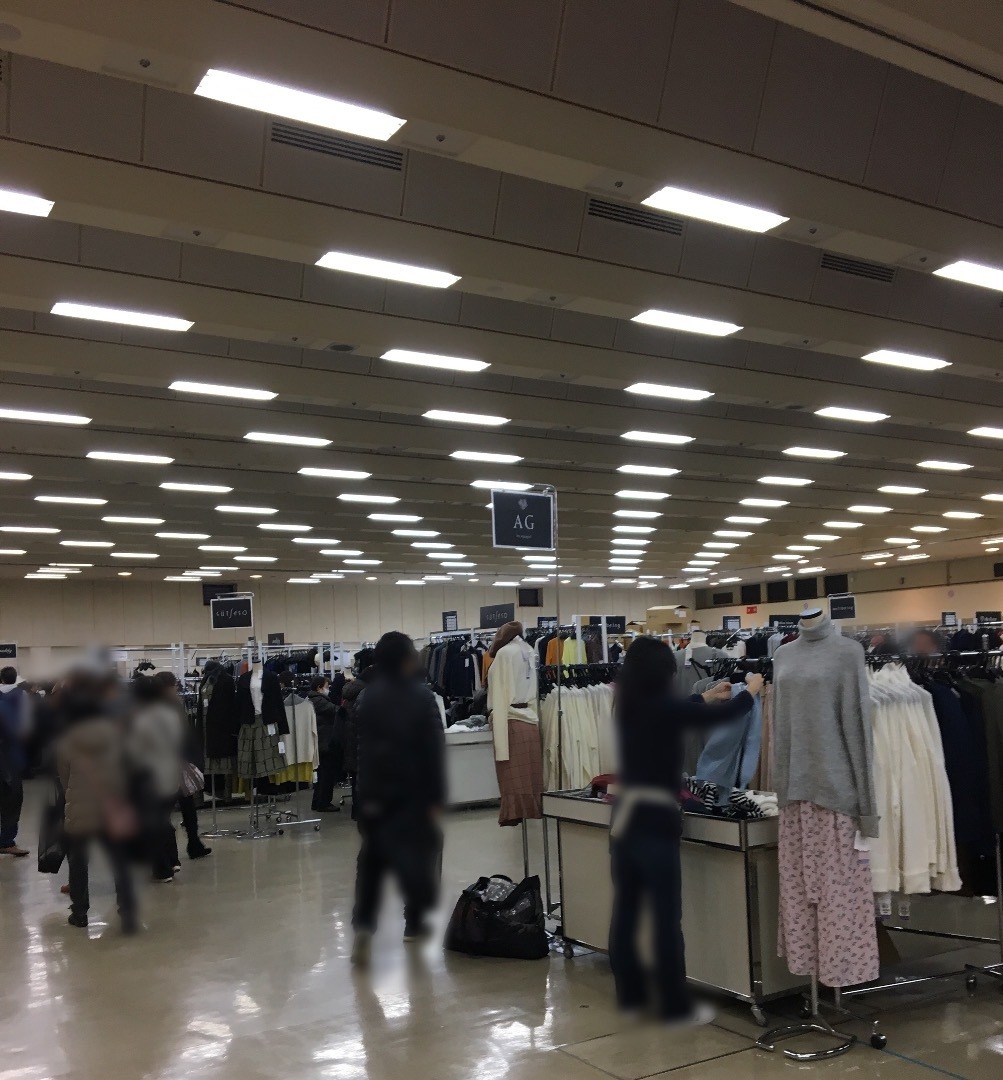 World ワールド アトリエセールin神戸 17冬 中流女の衣食住レポ